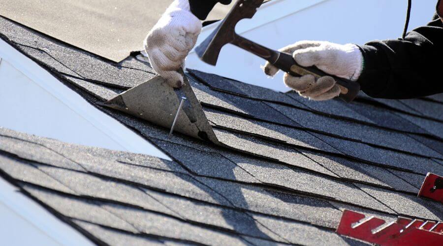 Professional gutter cleaning in Dryfork, WV